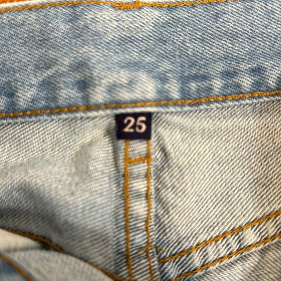 Like new!!⭐️Carmar denim jeans, Size 25 - Picture 4 of 4